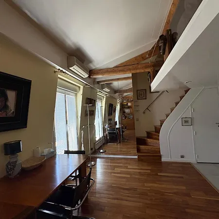 Loft De Charme Proche Des Halles Et Du Louvre Appartement Parijs